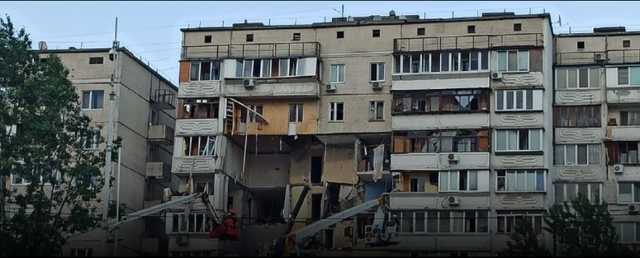 Под завалами в доме на Позняках нашли тело еще одной женщины