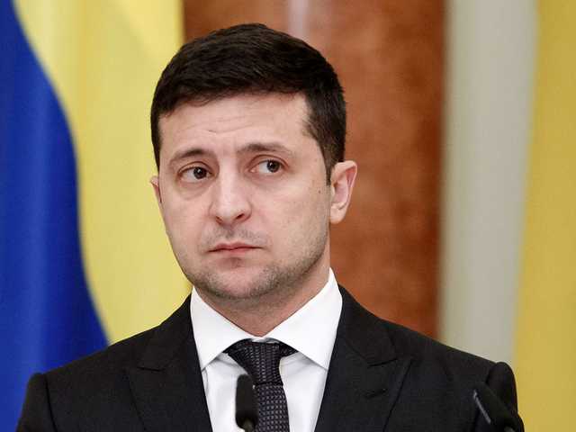 Упал на 43%: баланс доверия к Зеленскому впервые стал негативным, – опрос