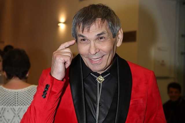 Бари Алибасова увезли в психушку