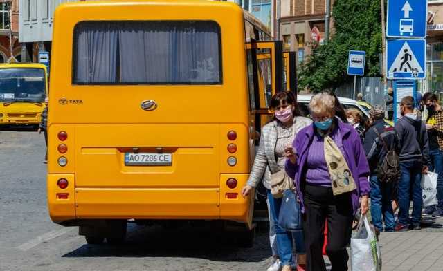 Украина могла уже полностью победить коронавирус: эксперт назвал главную ошибку властей