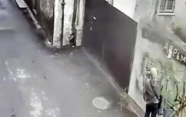 У Рівному шукають лисого хулігана, який образив Україну