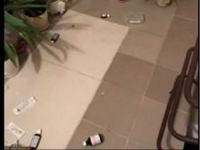 Во Львове неадекваты напали на медиков «скорой»