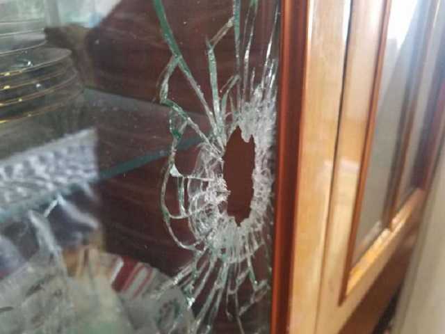 На Донбассе боевики обстреляли дом, где проходили похороны