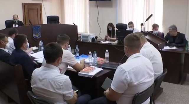 На суде озвучили фабулу обвинения против Порошенко по делу Семочко