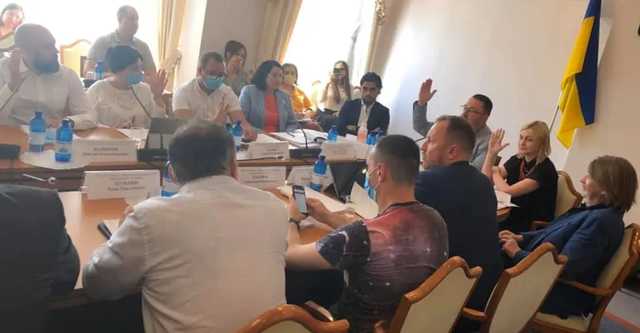 Благодаря "слугам народа" комитет Рады одобрил скандальный законопроект “О медиа”
