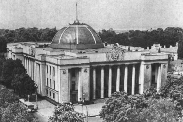 Харьков никогда не был "первой столицей Украины". Что надо знать об этом мифе