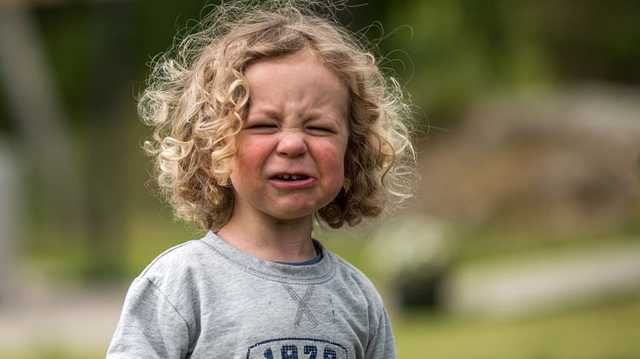 Отобравший телефон у ребенка грабитель проведет за решеткой четыре года