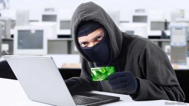 Украинцы попадают на сайты-подделки и теряют деньги: как работает схема