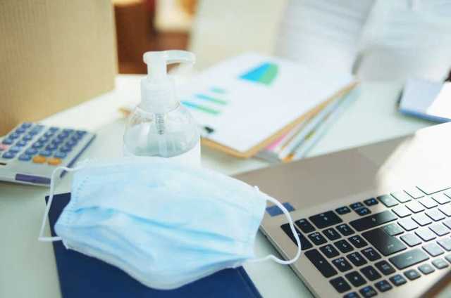 630 тысяч за коронавирус. Кто получит "ковидные" выплаты