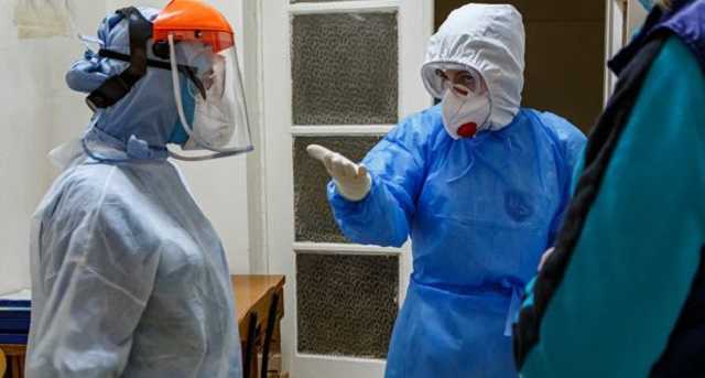 Степанов о прогнозе по COVID-19 на осень: "Готовимся к худшему варианту"