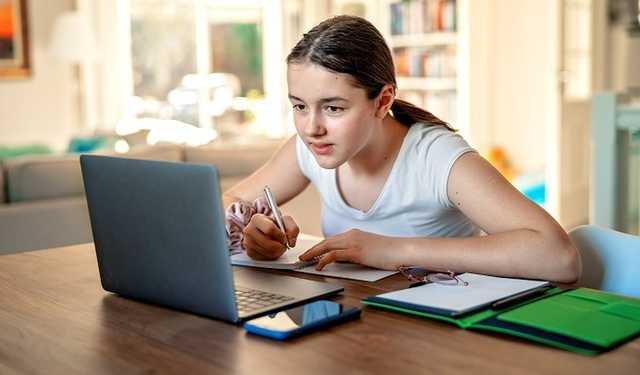 До конца карантина обучение в школах будет дистанционным, - Кличко