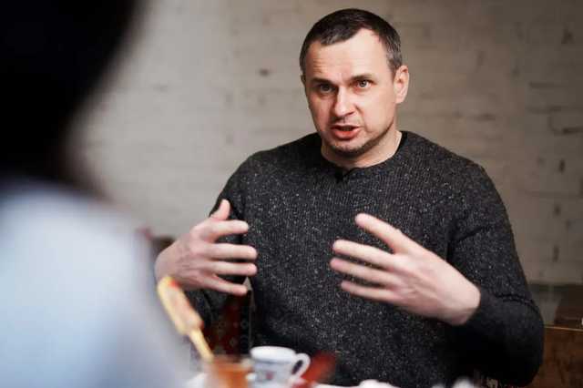 Сенцов: Политическая расправа над Порошенко помогает врагу