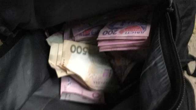 Взрыв автомобиля "Укрпошты". Нашли все похищенные деньги, теперь ищут крысу - Геращенко