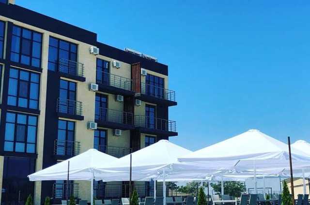 Ломаченко открыл собственный отель в Одессе