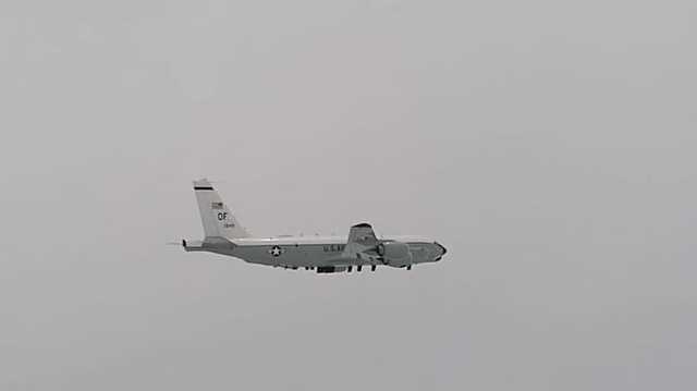 Российские истребители перехватили самолет-разведчик ВВС США над Японским морем