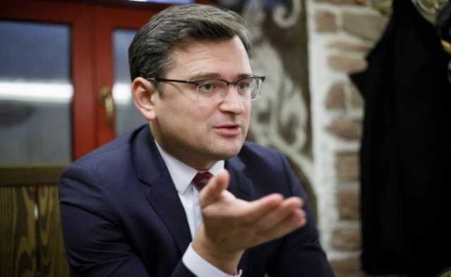 Глава МИД Кулеба отверг возможность внесения в Конституцию особого статуса Донбасса