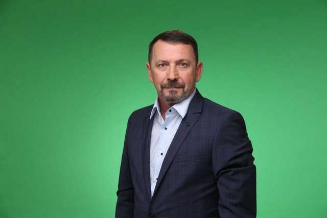 Нерухомість Зеленського, автомобілі та незадекларований годинник. Що відомо про нардепа від “СН” Кісєля