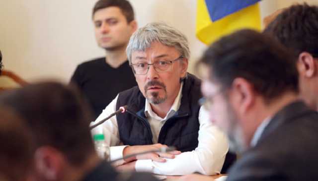 Ткаченко анонсував поновлення іномовлення