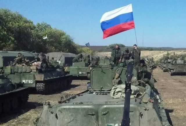 Разведка озвучила масштабное количество военных и техники РФ на Донбассе