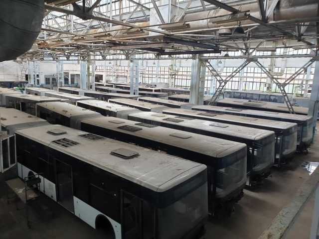 Во Львове нашли “кладбище“ автобусов ЛАЗ