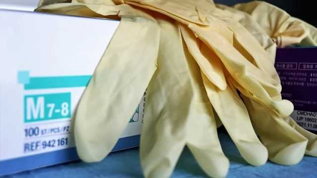 Производители латексных перчаток Малайзии обогнали компанию Илона Маска по темпам роста акций