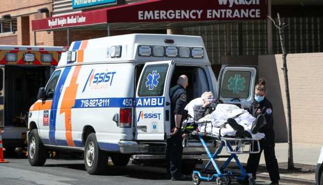 Смертність від COVID-19 у Штатах перевищила тисячу осіб за добу