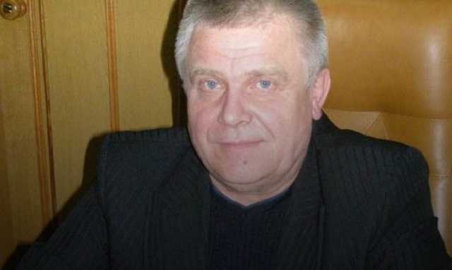 А Зорин здесь тихие