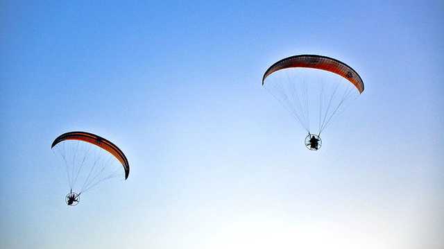 Появилось видео, как на пляж в Харьковской области высадился вертолетный десант