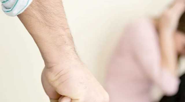 Муж насиловал и унижал украинку 19 лет: она рискнула рассказать правду