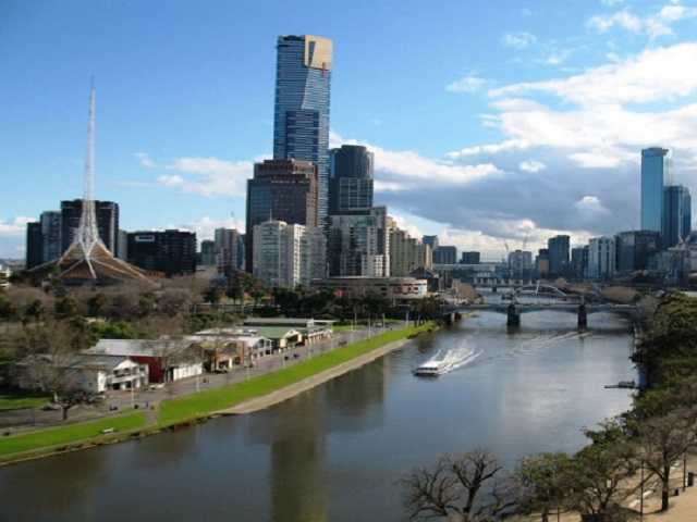 Чрезвычайное положение: в одном из крупнейших городов Австралии ввели комендантский час