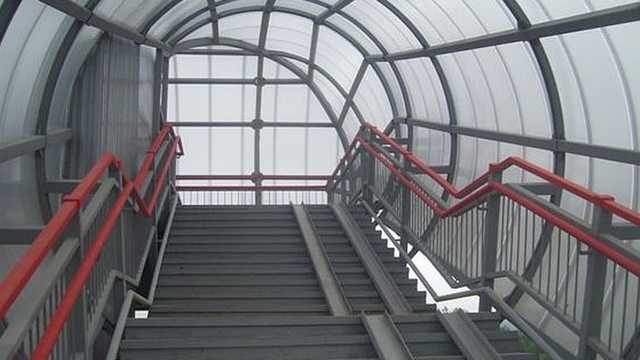 В Киеве перекроют для пешеходов мост через Броварской проспект на три месяца