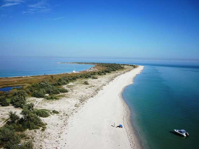 Украинские Мальдивы: пять красивых мест для отдыха с невероятными пейзажами