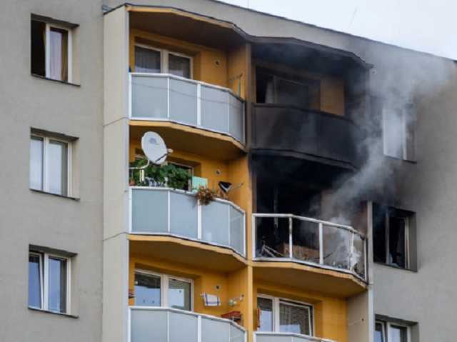 Масштабный пожар в Чехии: из-за поджога многоэтажки погибли 11 человек