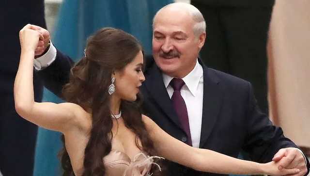 Почему Лукашенко не скрывает любовниц: Белковский указал на "сельское воспитание"