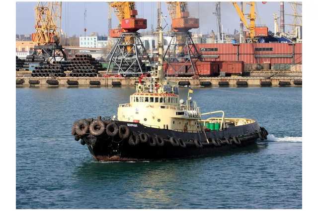 Уничтожение государственных буксиров могут стать причиной аварии в украинских морпортах – СМИ