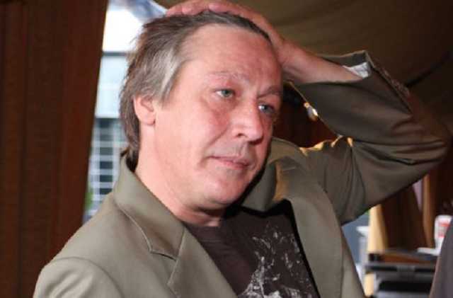 Актера Ефремова экстренно госпитализировали