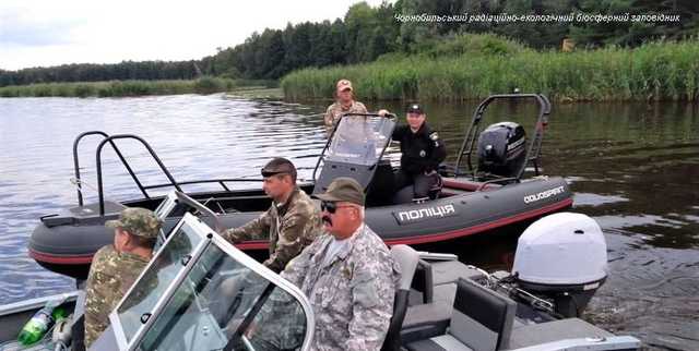 В Чернобыльском заповеднике предупредили украинцев, что в зоне отчуждения охотиться нельзя