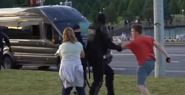 Задержанные за протесты в Беларуси рассказали о жутких условиях СИЗО