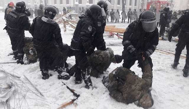 Порошенко может консультировать Лукашенко по разгону протестов — экс-нардеп