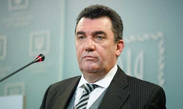 Данилов о противостоянии с Россией: будем воевать умом