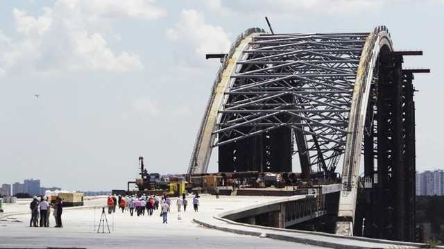 Головний підрядник ремонтних робіт на Подільсько-Воскресенського мосту ТОВ "Еко-Буд-Трейд" не має заборгованності