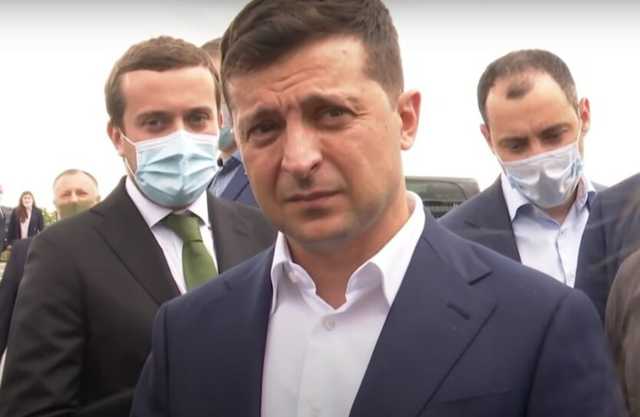 Украинцам трижды повысят минималку