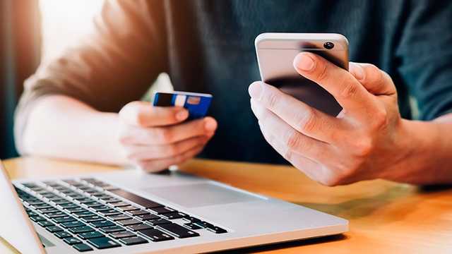 По Украине прокатилась волна атак мошенников: угрожают блокировать карты и обещают миллионные выигрыши