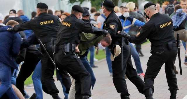 МВД Белоруссии опровергло сообщения о задержаниях на акции в Минске