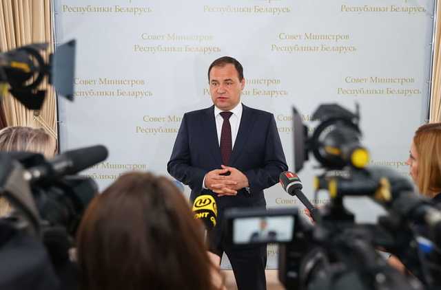 Премьер Беларуси заявил, что все предприятия реального сектора работают