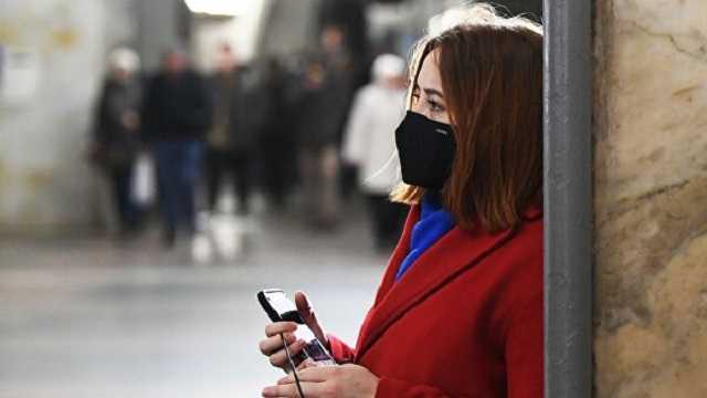 Доказана эффективность масок против COVID-19: пропускают в 10 тысяч раз меньше капель