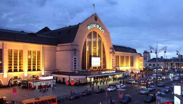 Центральный вокзал Киева возобновил работу