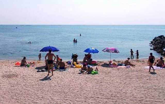 В Донецкой области озвучили перечень пляжей, которые не рекомендуется посещать