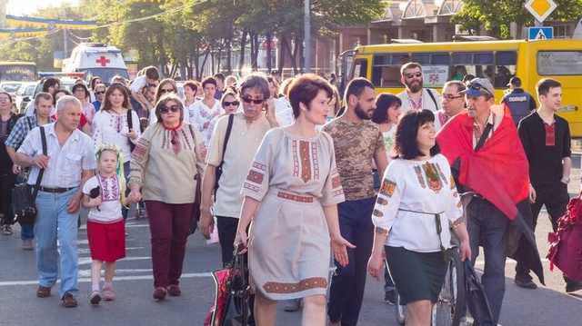 В Харькове из-за коронавируса отменили ежегодный парад вышиванок