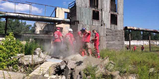 Червоний хрест проводить навчання роботі в умовах карантину